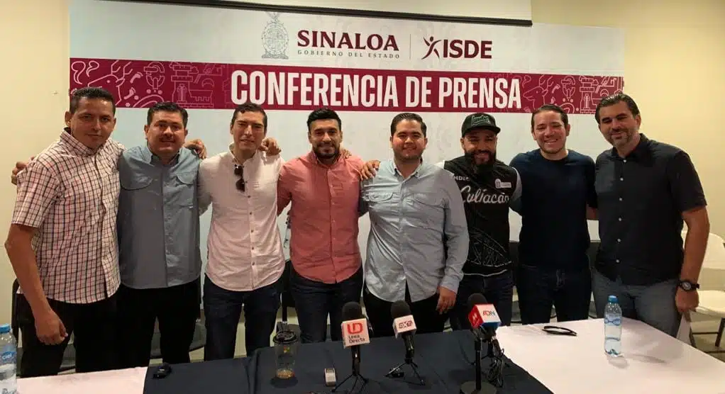 Autoridades del ISDE en conferencia de prensa