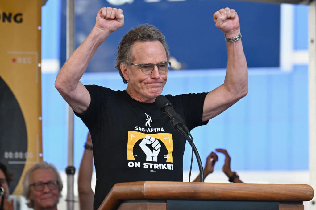 Bryan Cranston habla en el marco de las huelgas de actores con Hollywood
