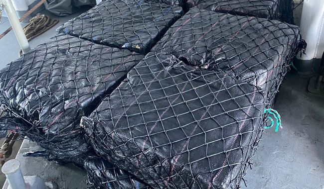 Bultos cargados con cocaína