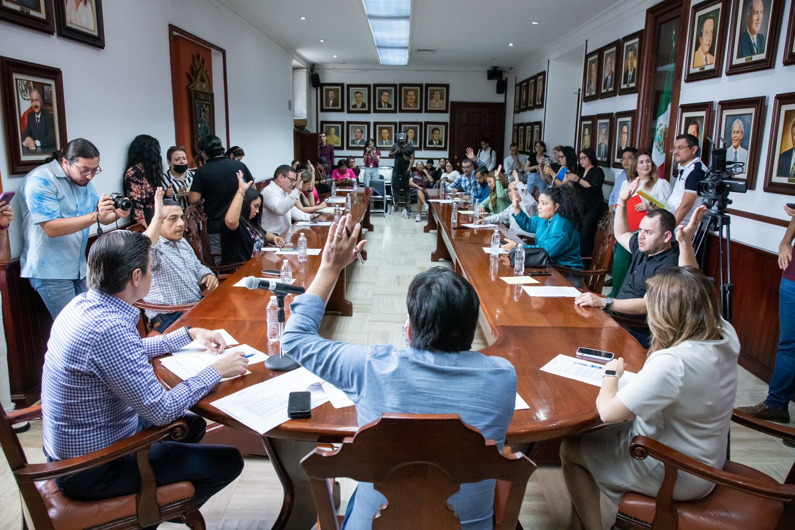 En Sesión Ordinaria de Cabildo se aprobó la convocatoria para el “Premio Coltzin al Mérito Ciudadano”
