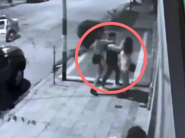 Captan a presunto acosador que golpeó a su víctima en Argentina