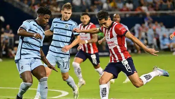 Kansas City echó a las Chivas en fase de grupos