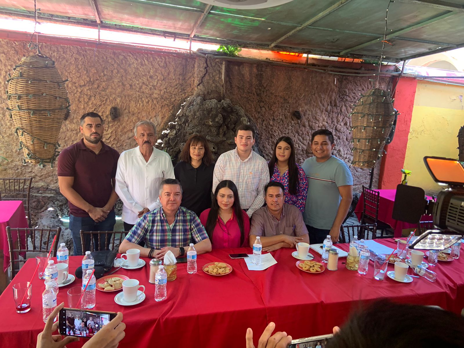 “Colectivo por el cambio verdadero” es dirigido por un exfuncionario de Estrada Ferreiro