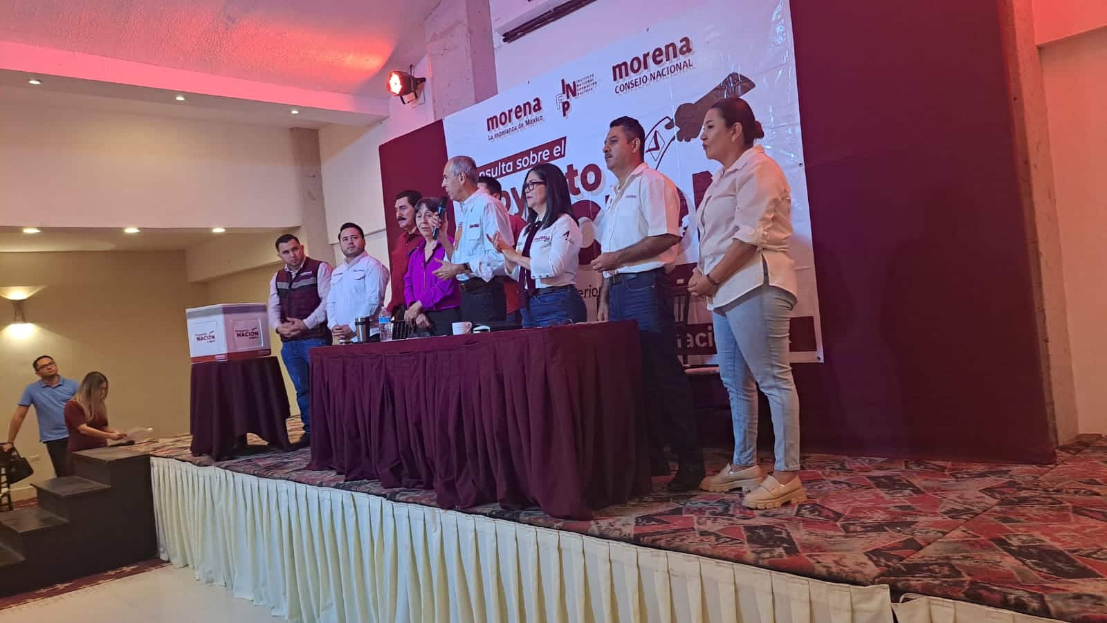 Autoridades durante el evento de Consulta sobre el proyecto Nación Cuarta Transformación