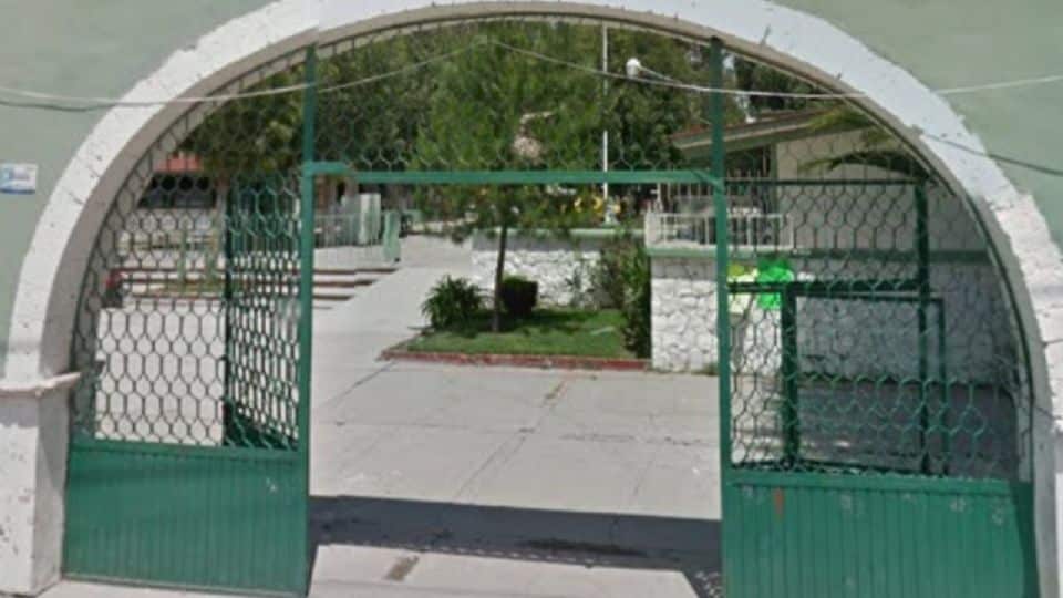 Localizan a a mujer sin vida en escuela de Guanajuato