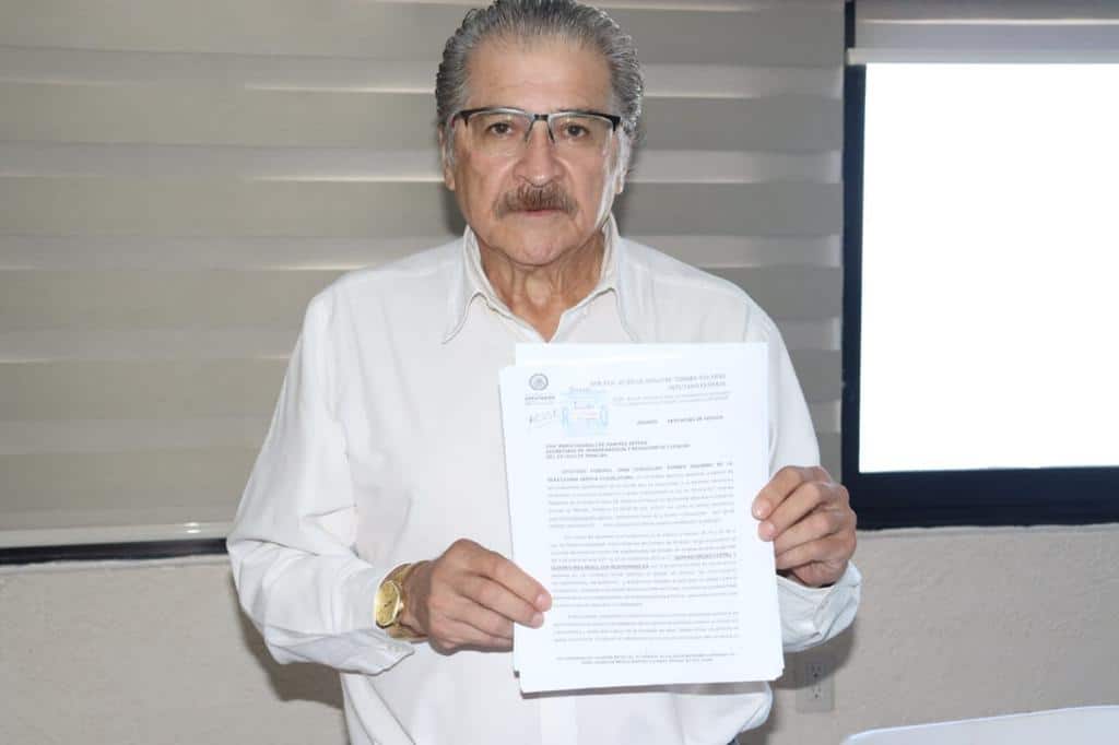 diputado federal Juan Torres Navarro