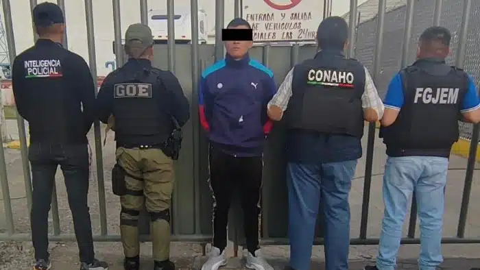 El Riki detenido por policías del Estado de México