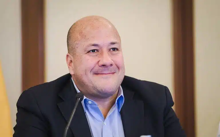 Gobernador de Jalisco se baja de la contienda presidencial por MC
