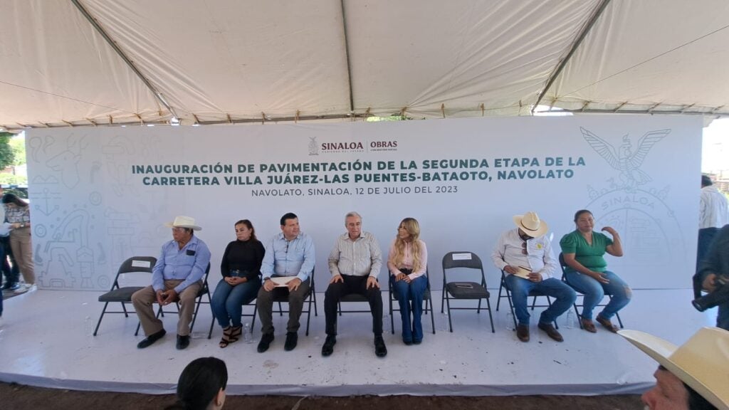 Evento de inauguración de pavimentación carretera Batauto