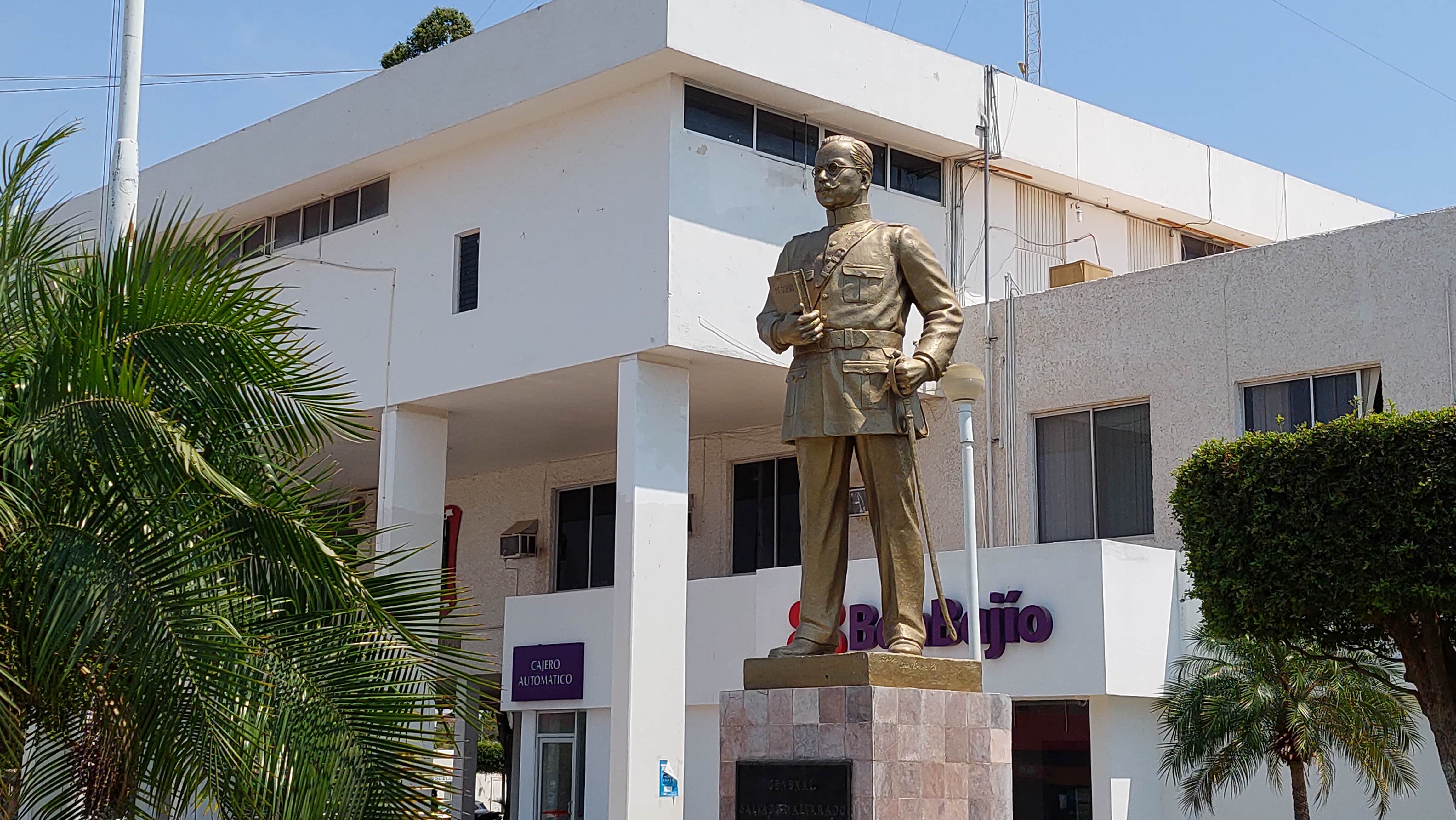 Fachada del Palacio Municipal de Salvador Alvarado
