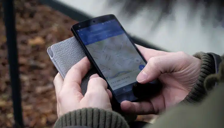 La plataforma de Google Maps en un teléfono
