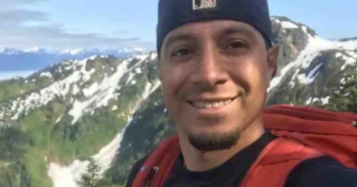 Graba su propia muerte en lago de Alaska; sufrió accidente con su kayac