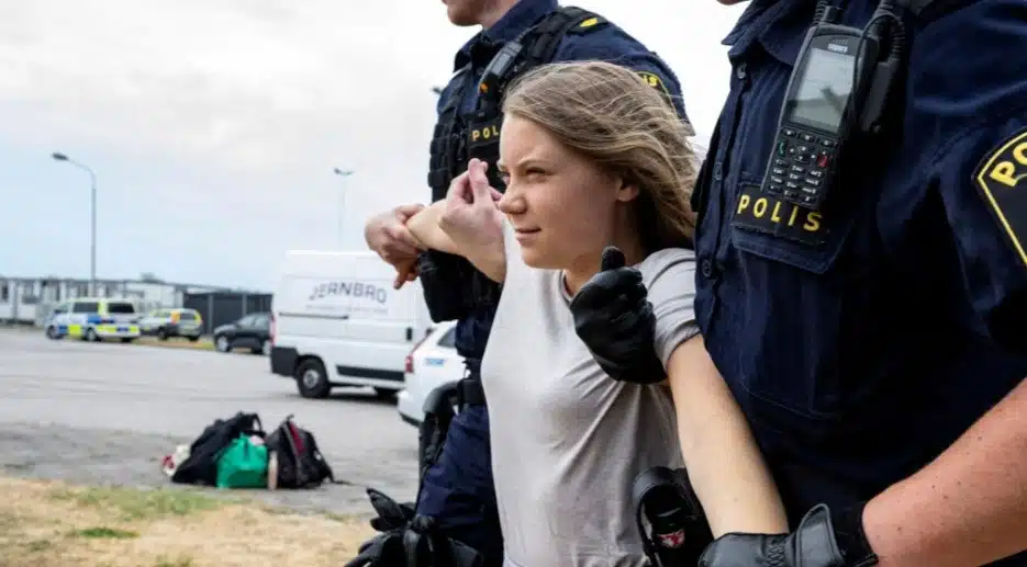 Greta Thunberg imputada por desobediencia a la autoridad