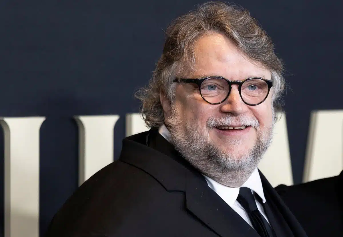 Guillermo del Toro en la alfombra roja de Nightmare Alley