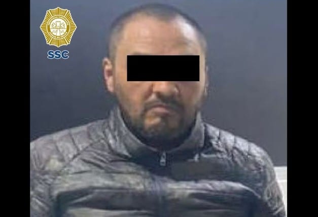 Hombre es detenido mientras robaba cráneos en panteón.