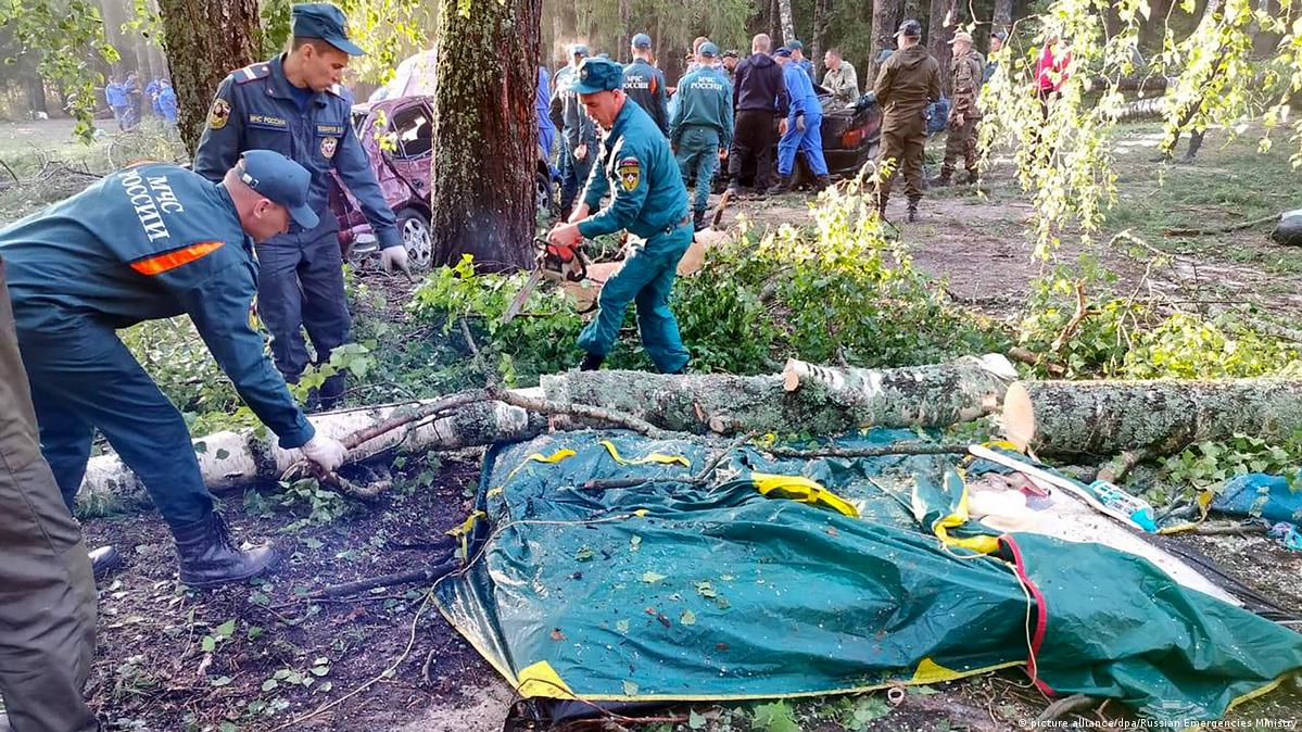 Huracán en Rusia deja 8 muertos y 29 heridos; las víctimas acampaban