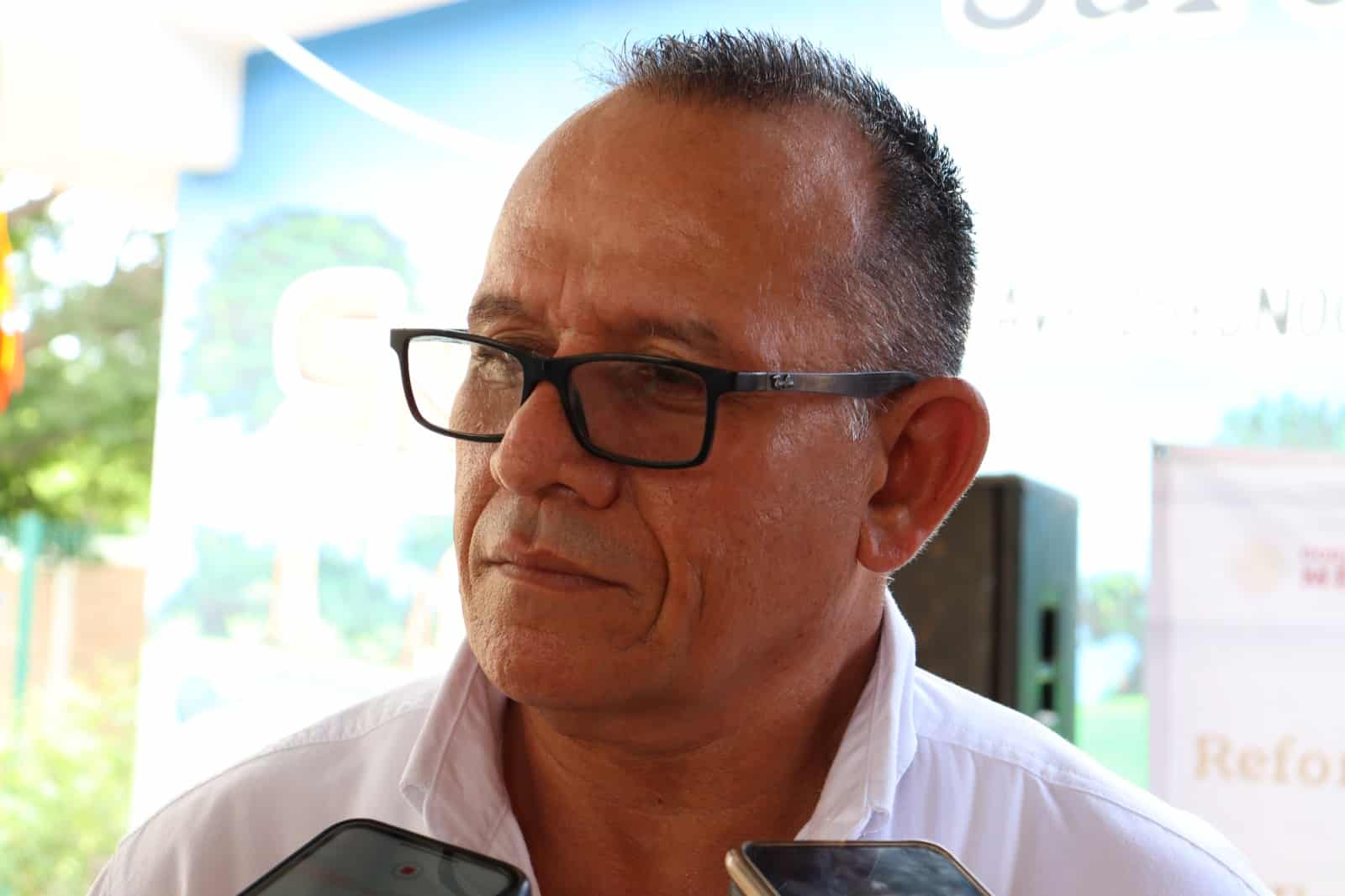 José Juan Rendón Gómez, titular de Servicios Regionales de la SEPyC en el sur de Sinaloa
