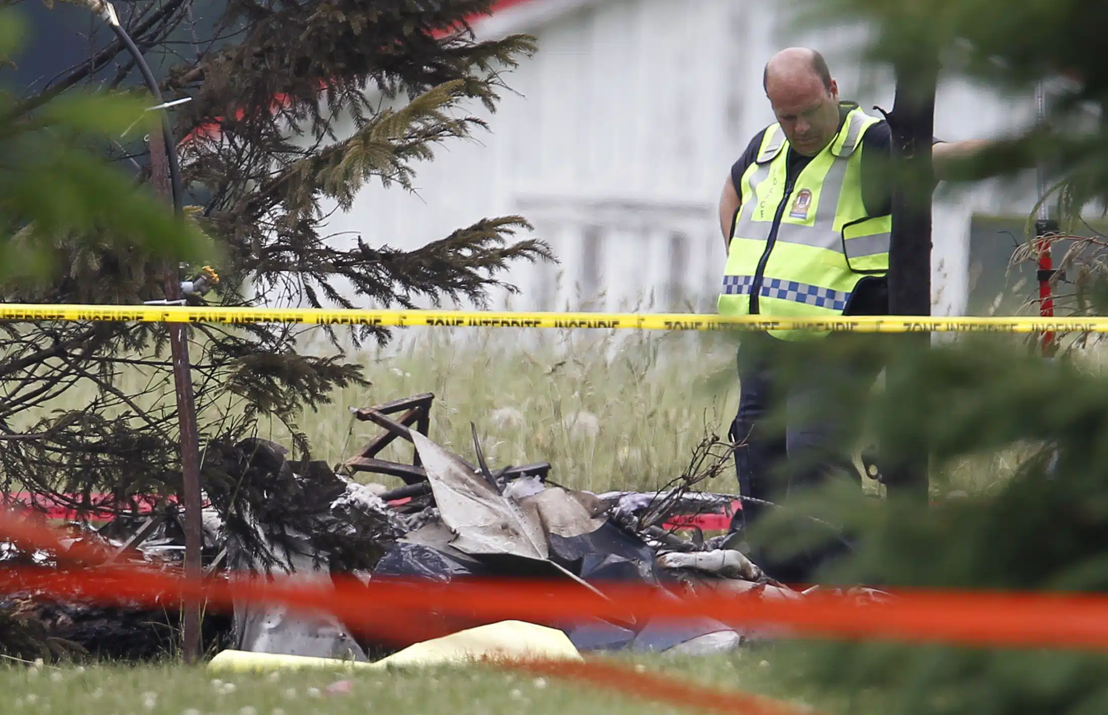 Mueren seis personas tras estrellarse la avioneta en que viajaban en Canadá