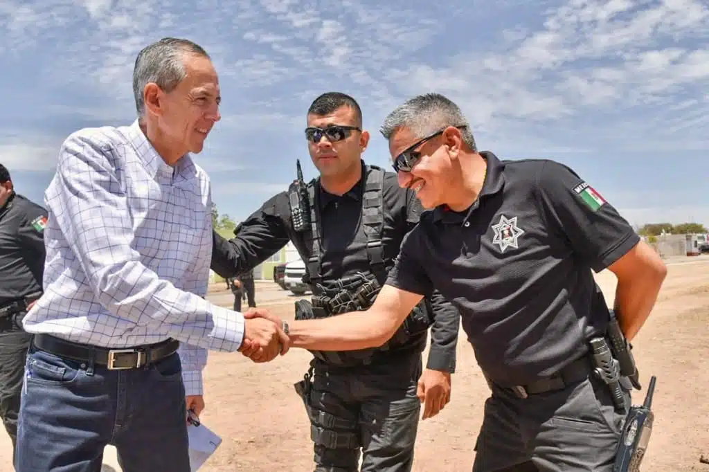 Policías de Ahome y Gerardo Vargas Landeros