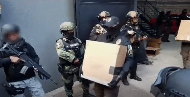 Policías decomisan droga en CDXM