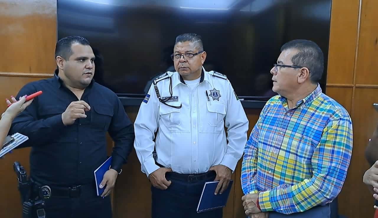 La autoridad municipal afirmó que todos los vehículos oficiales cumplen con la norma.