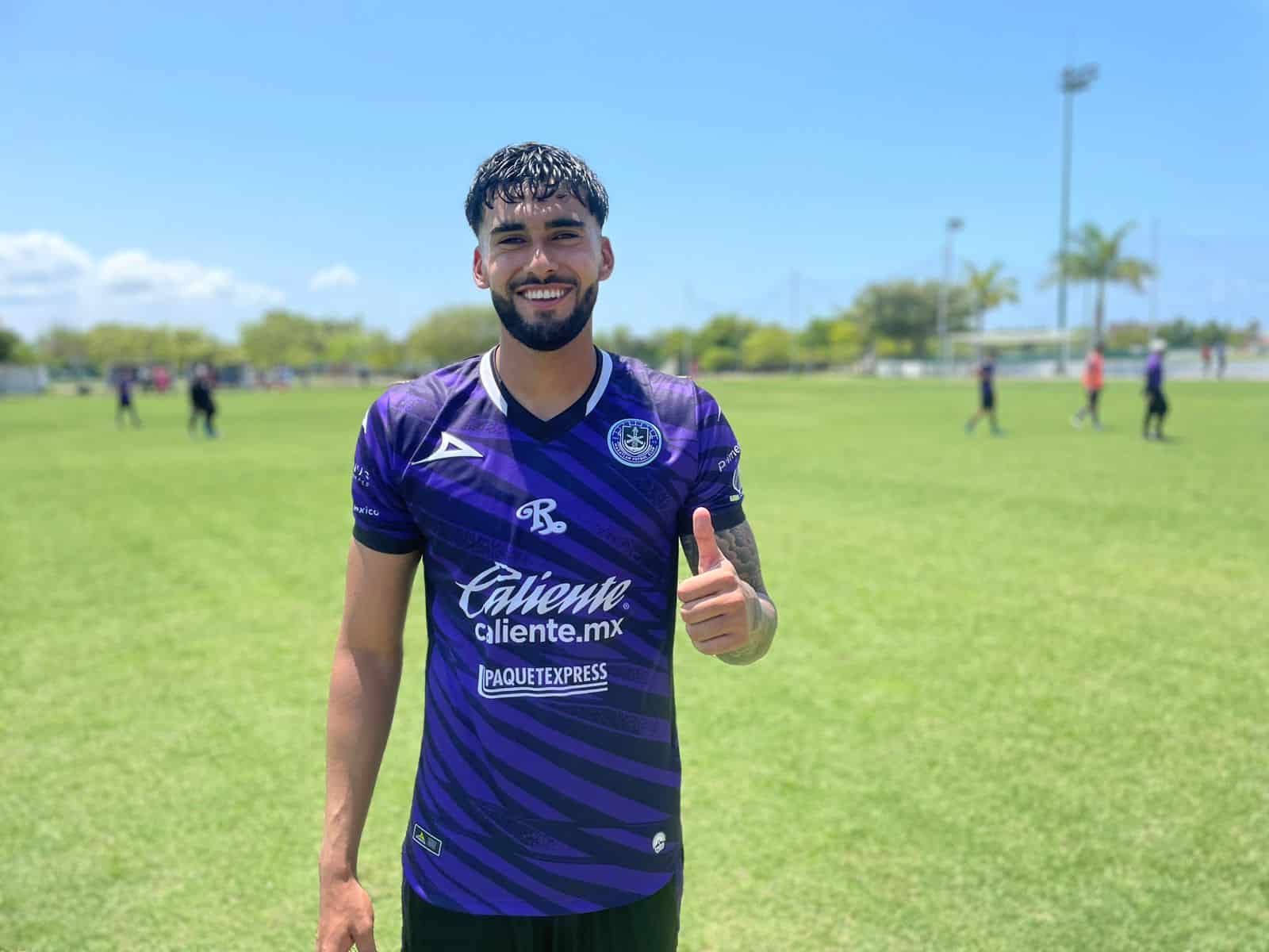 El mochitense Raúl Camacho, hace su segundo gol de la temporada.