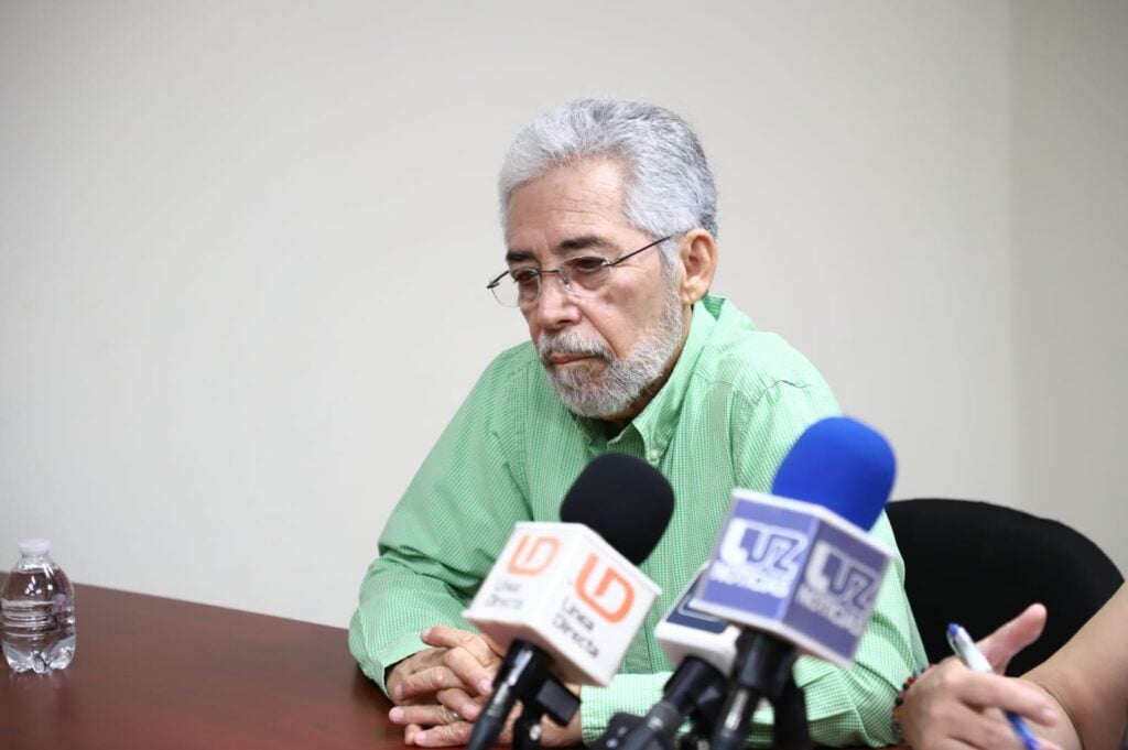 subsecretario de Educación Media Superior y Superior de Sinaloa, Rodrigo López Zavala.