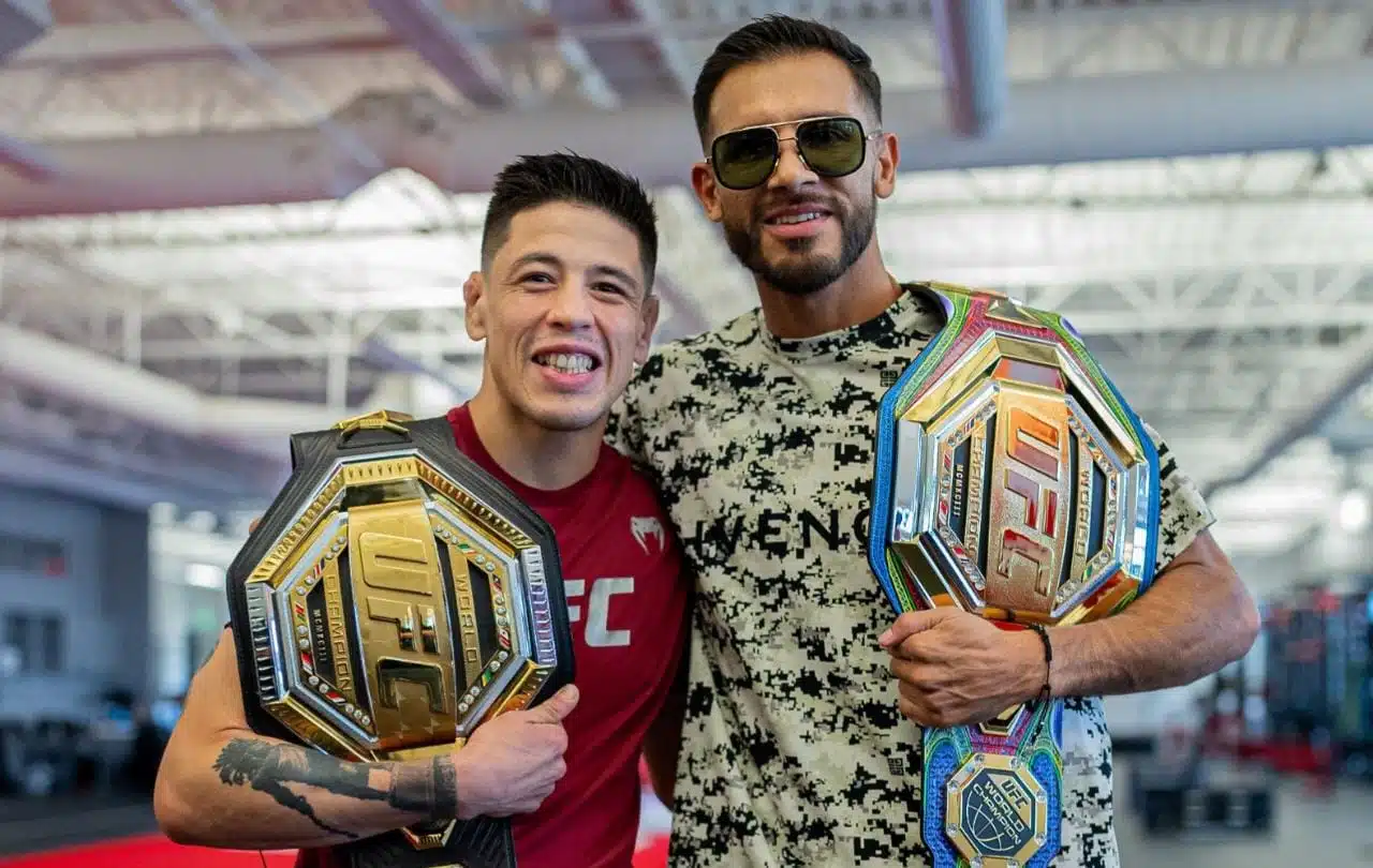 ¡Noche mexicana! Brandon Moreno y Yair Rodríguez pelearán por campeonatos en UFC 290