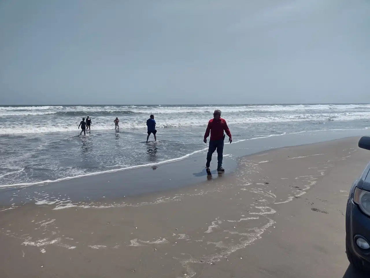 Protección Civil de Guasave cierra playas a bañistas por alto oleaje