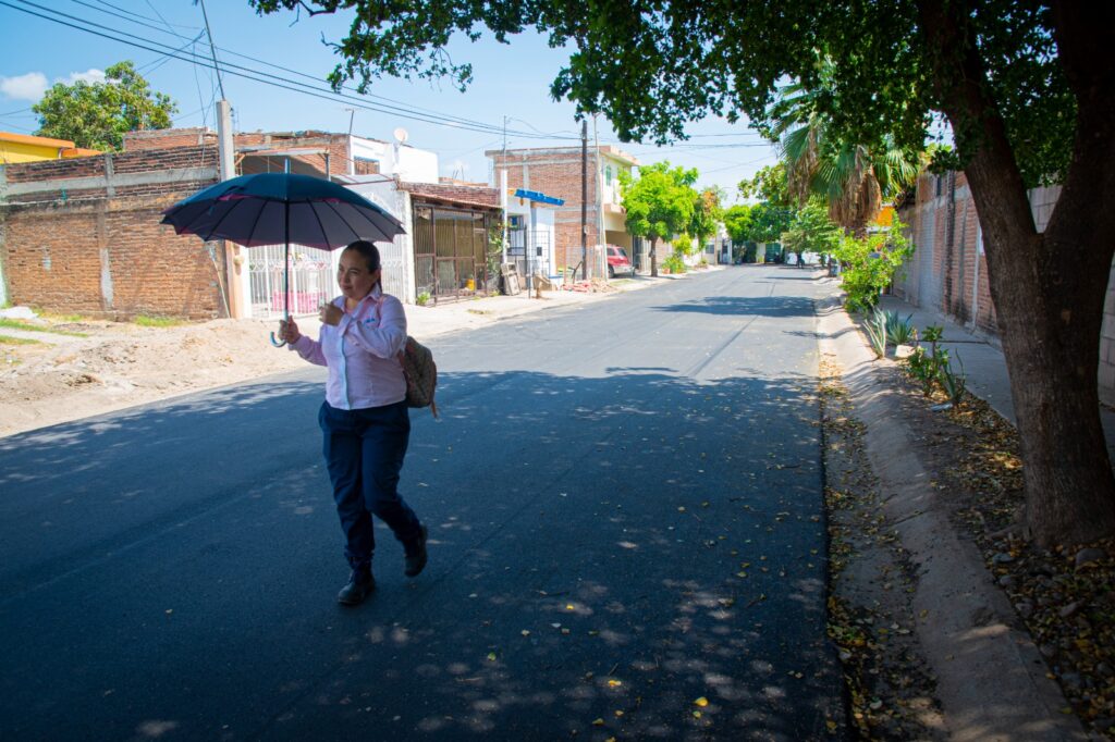 Llevan programa de reencarpetado a calles aledañas al Hospital Psiquiátrico de Sinaloa