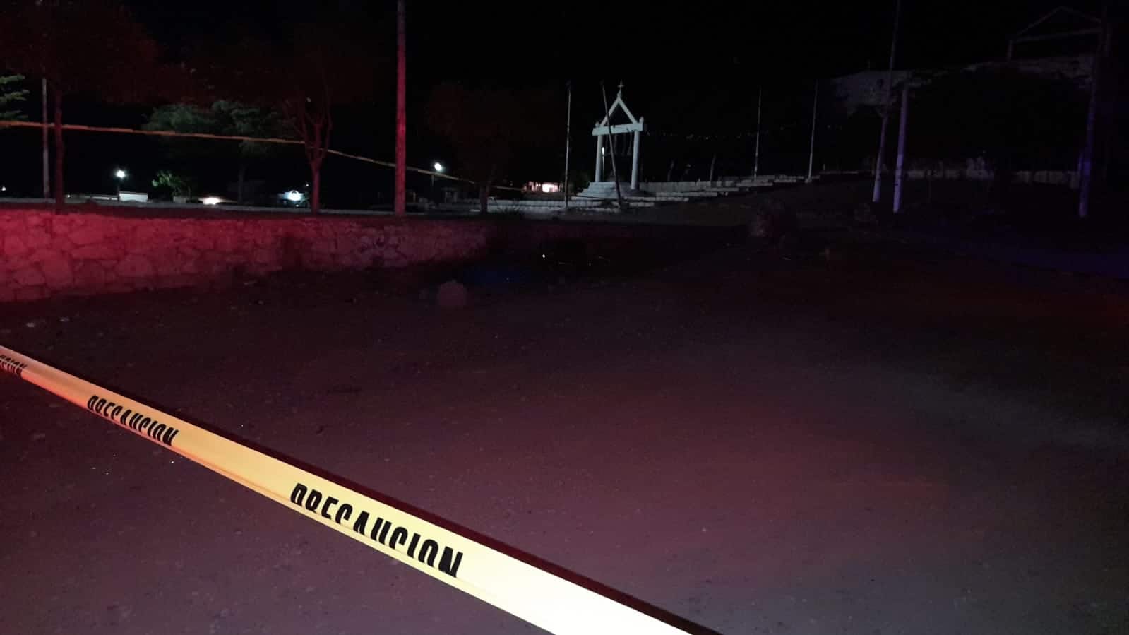 Encuentran un hombre sin vida cerca de una iglesia indígena en San Miguel Zapotitlán