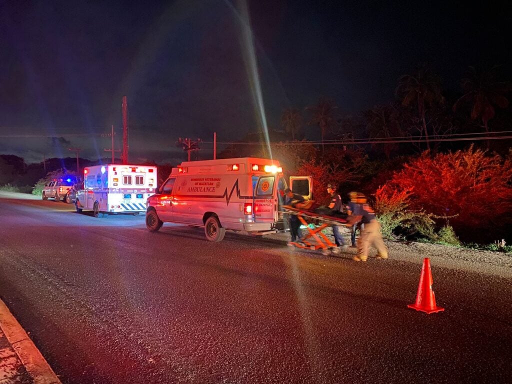 Accidente vial frente al Pozole, Villa Unión, deja una persona lesionada