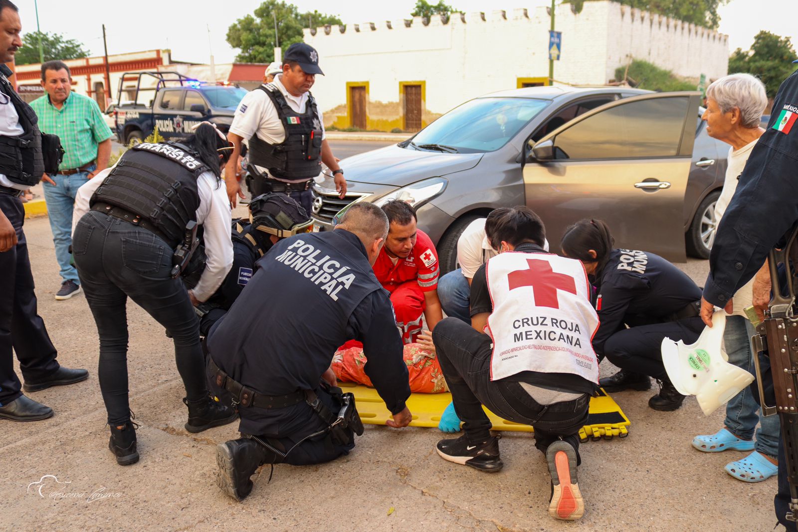 Atropellan a doña Virginia, de 82 años, en Angostura y resulta con golpes en el cuerpo y cabeza
