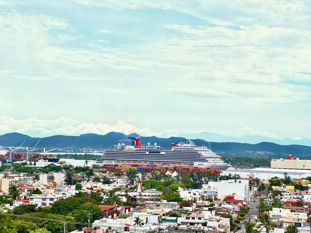 Tan solo en 2023 han arribado 83 cruceros con más de 280 mil pasajeros a Mazatlán