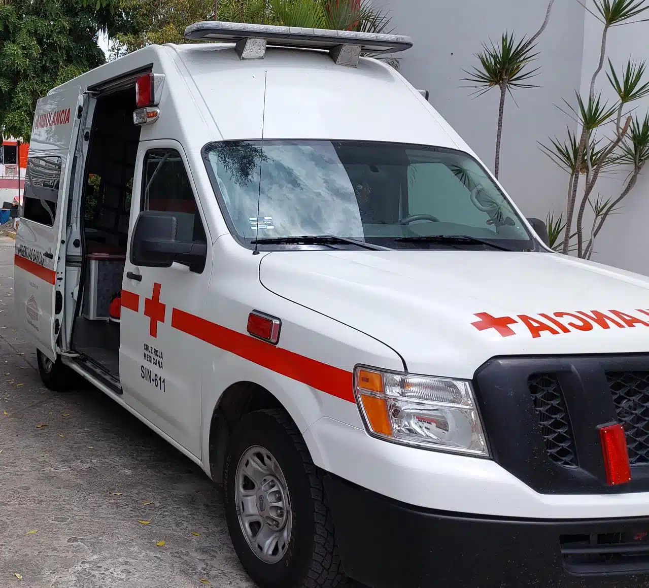 Ambulancia de Cruz Roja en Mazatlán