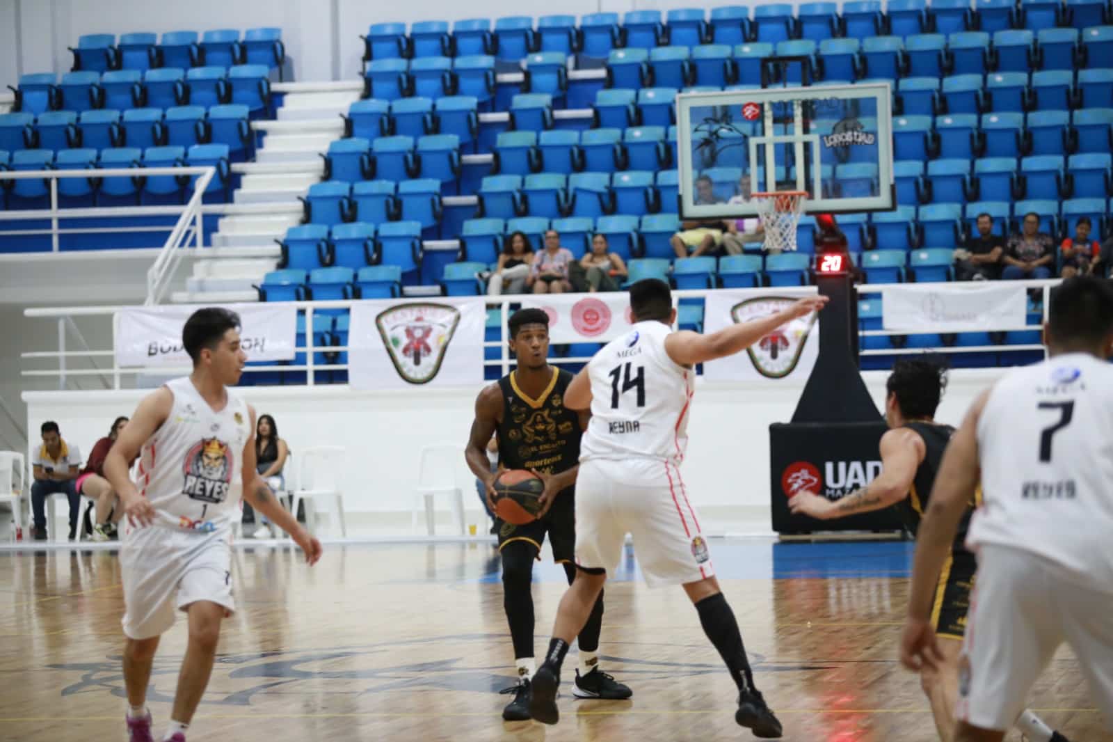 Piratas y Tebacas se jugarán la vida en el último juego del rol regular dentro del Cibapac