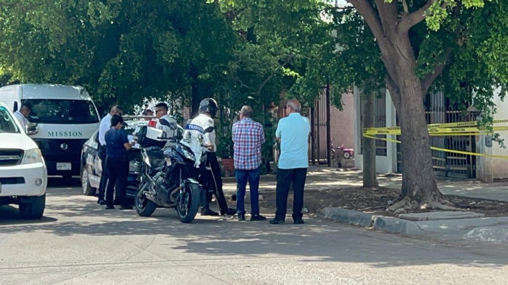 Localizan a un hombre sin vida en fraccionamiento de Los Mochis.