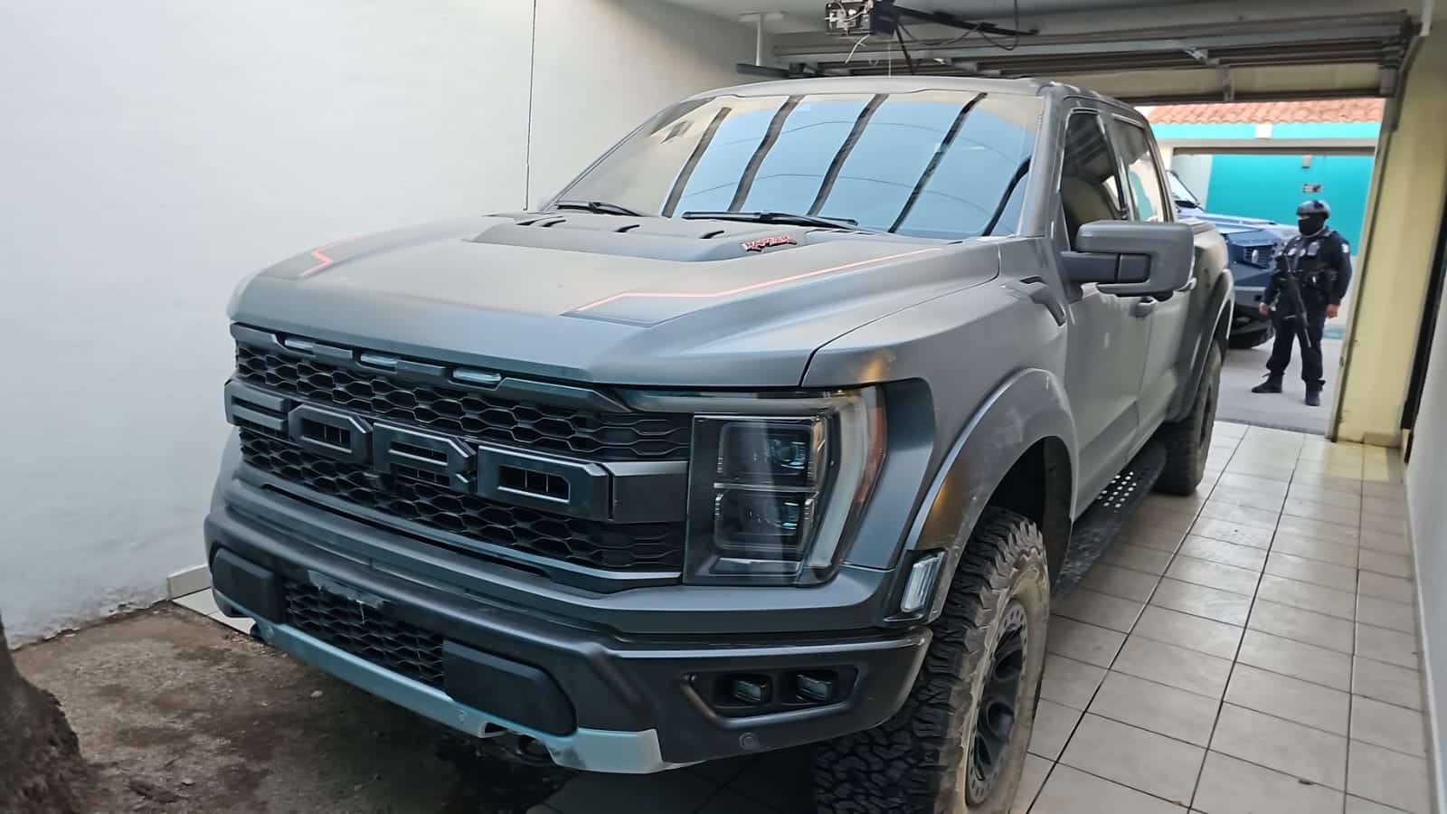 camioneta Ford Raptor recuperada
