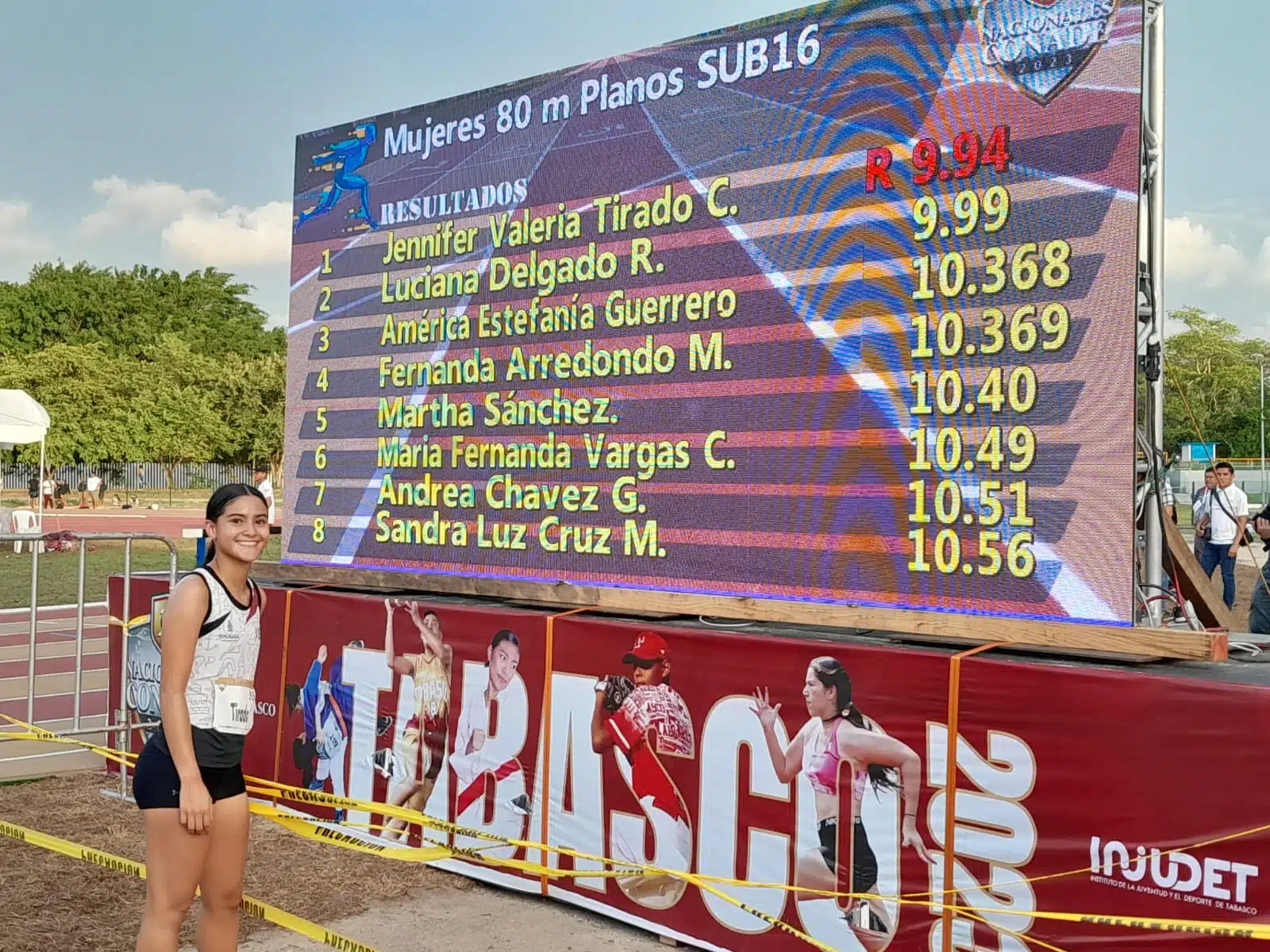 Jennifer Tirado presume su récord en la pantalla que brilló en el complejo Deportivo Olimpiada XXI