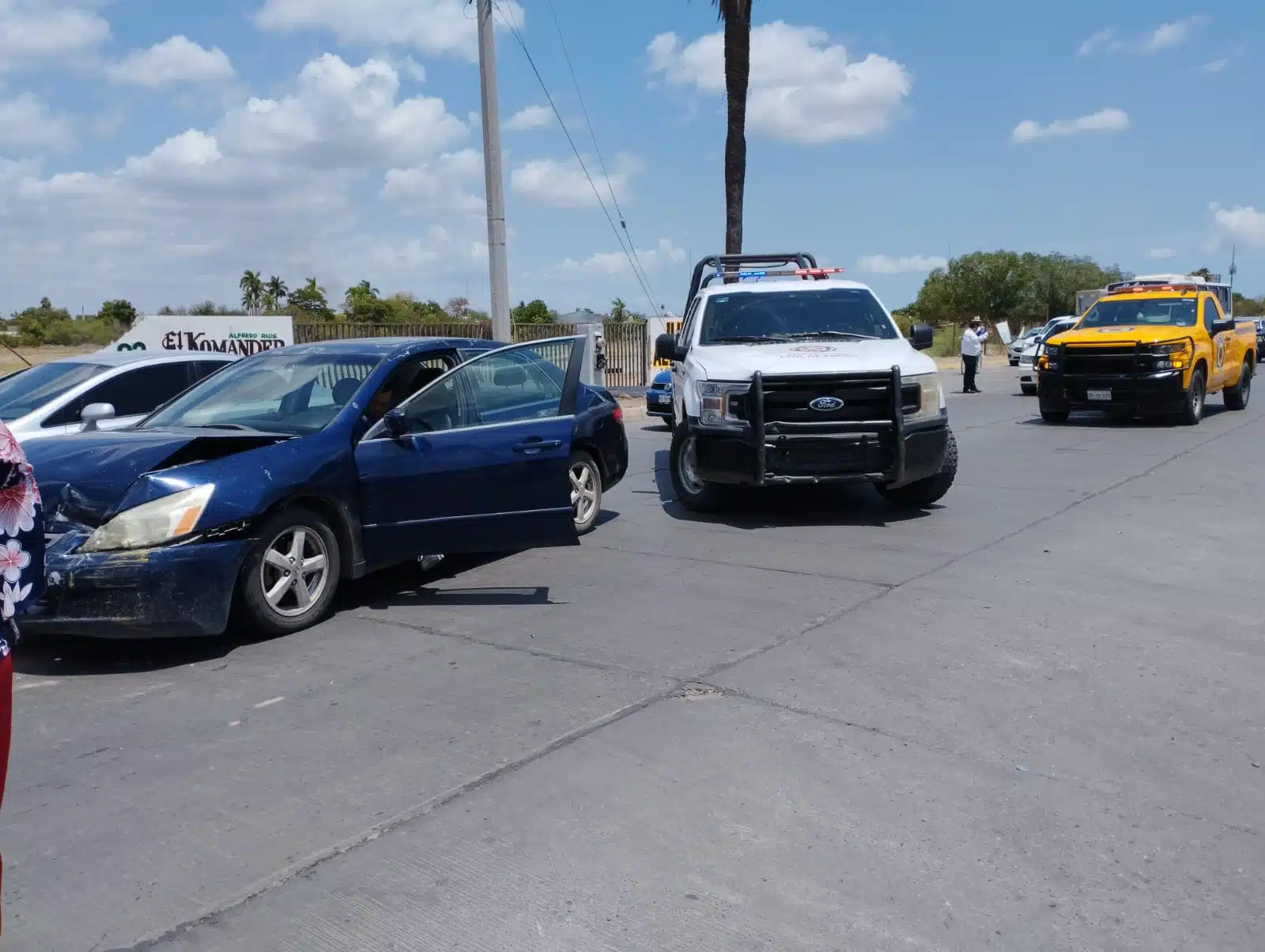 choque automovilístico en Los Mochis deja una mujer lesionada