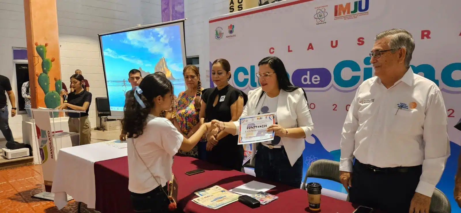 clausura de cursos del Club de Ciencias de Navolato.