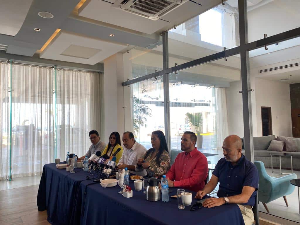 Conferencia de prensa acerca del próximo evento sobre economía