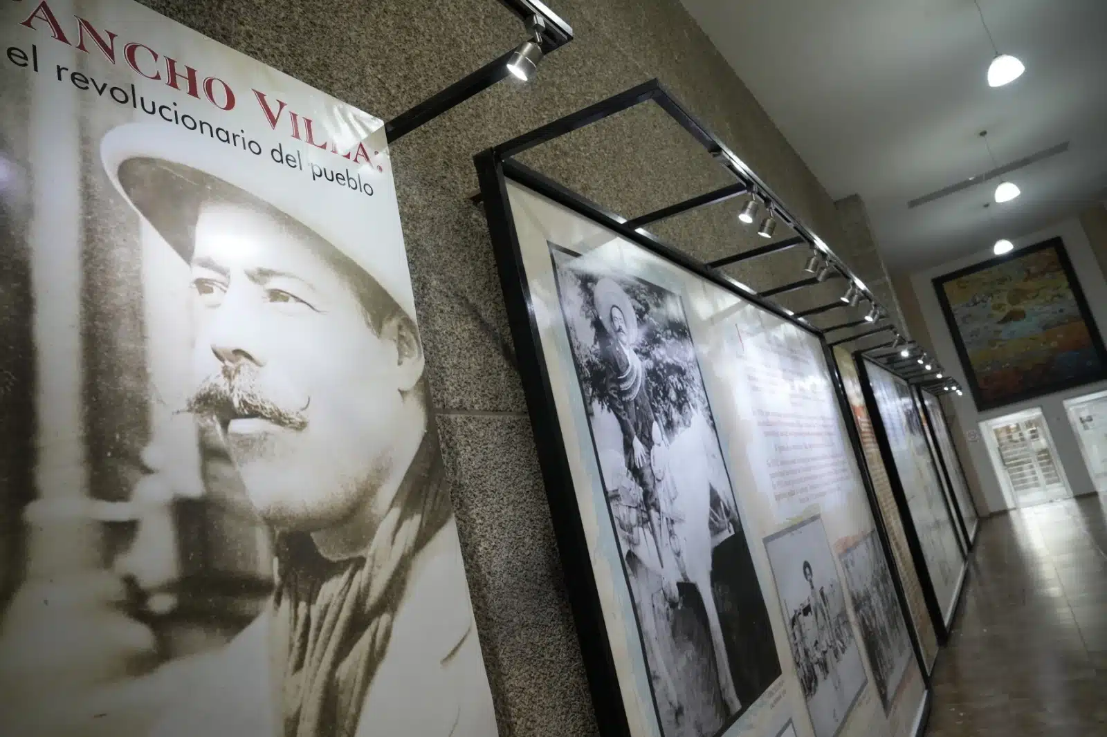 Imágenes e información de la exposición gráfica de Pancho Villa