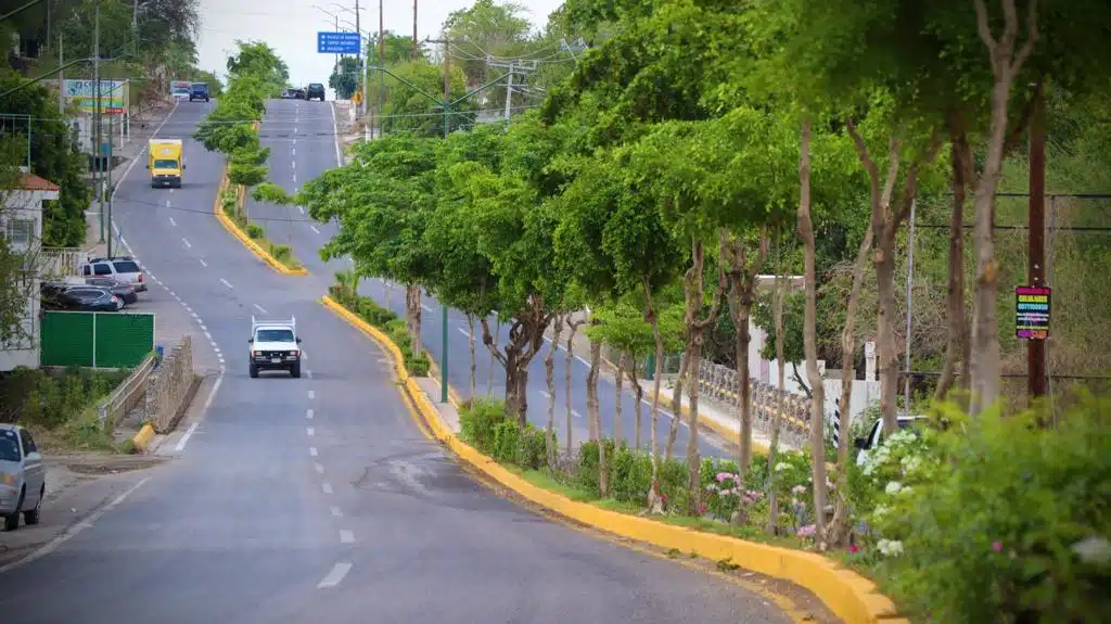 EMBELLECEN vialidades de la cabecera municipal de Badiraguato