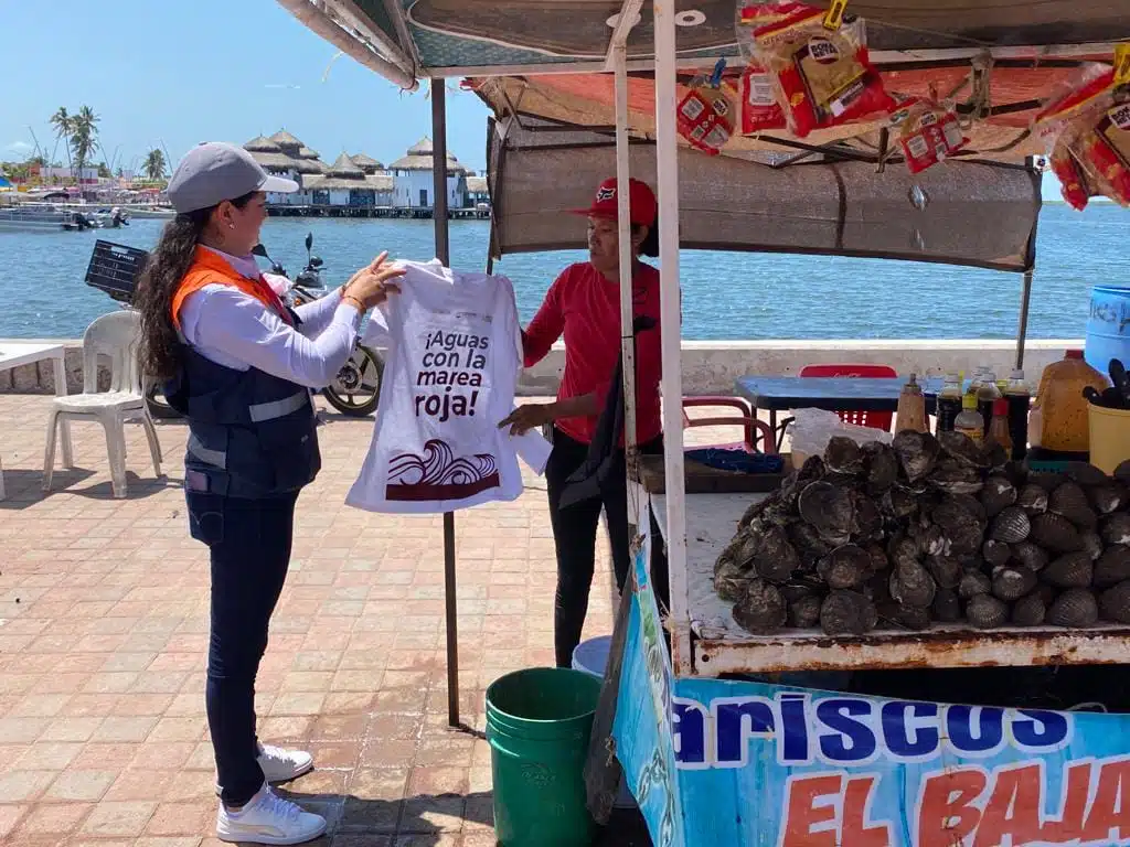 Operativo sanitario en Bahía de Altata