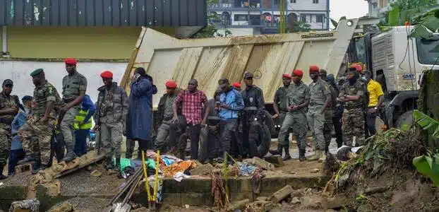 ¡Tragedia en Camerún! Se desploma edificio; hay 33 víctimas mortales