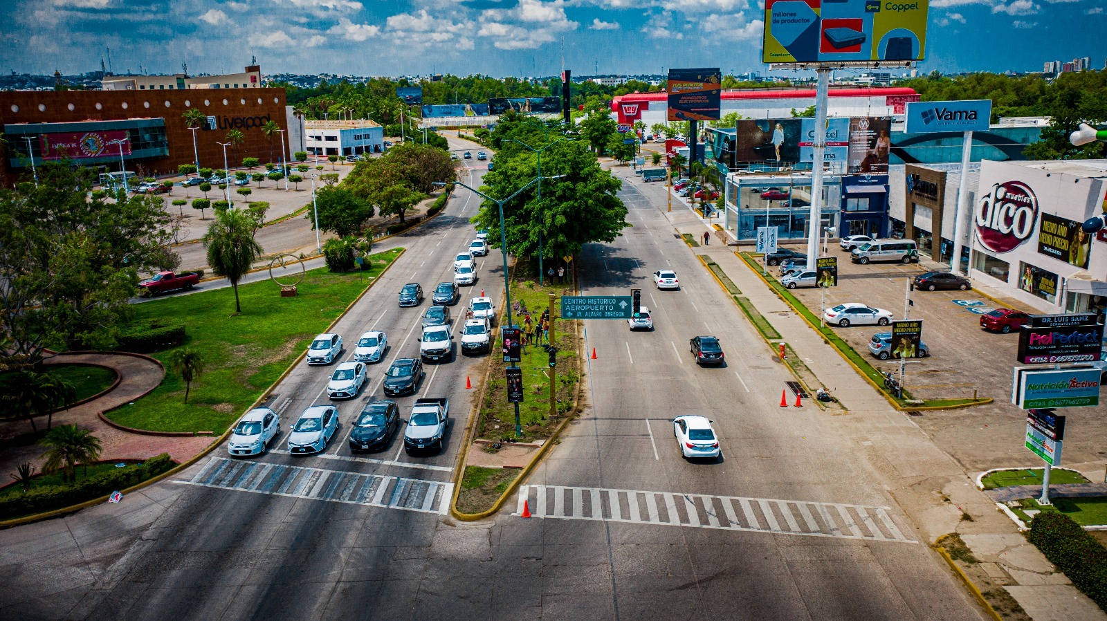 Obras Públicas del Ayuntamiento de Culiacán, transforma espacios públicos