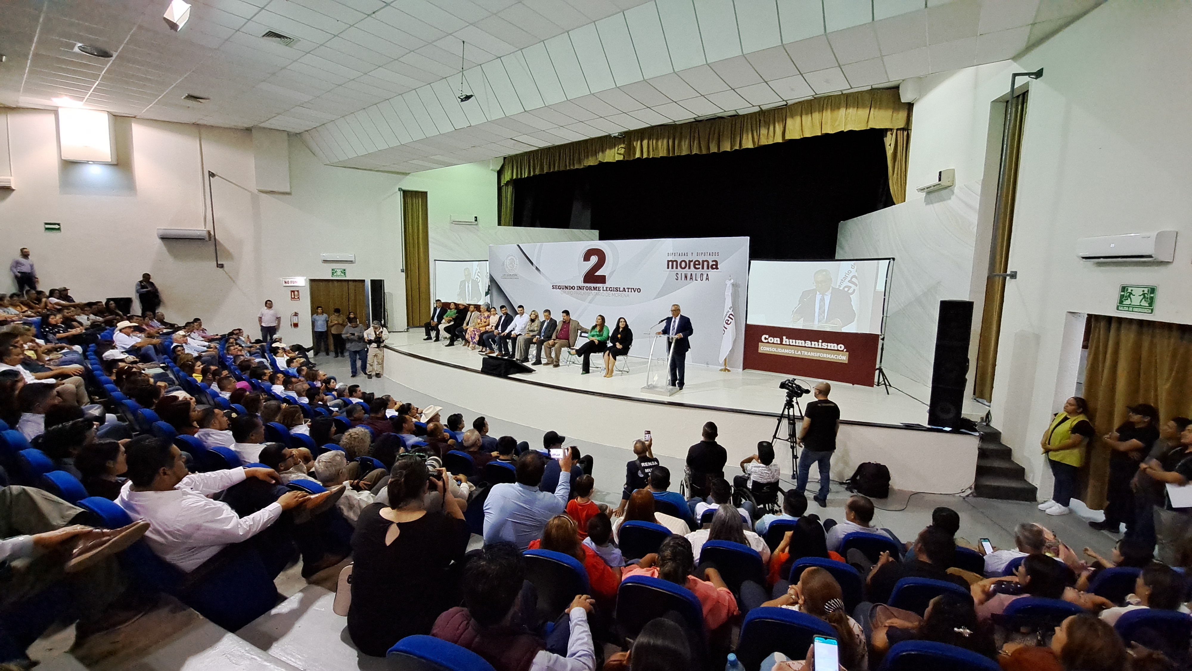 Legisladores de Morena rinden en Guamúchil su Segundo Informe de Labores