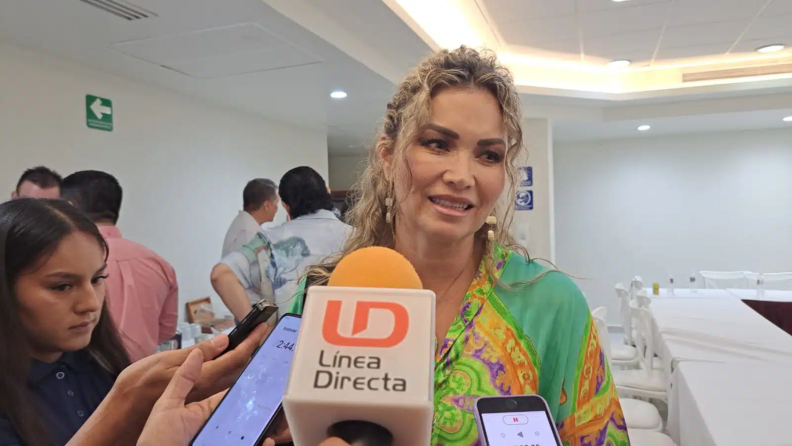 Celia Jáuregui Ibarra entrevistada por Línea Directa y medios de comunicación