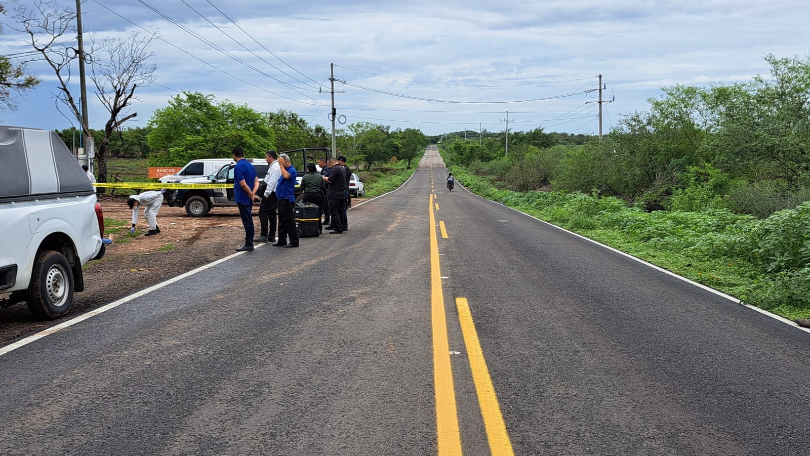 Presencia de autoridades en el lugar donde ocurrió el asesinato